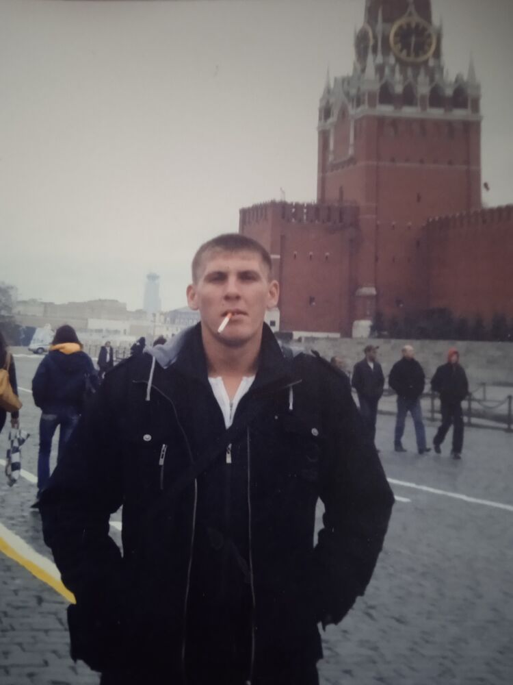  47933285  Yury, 40 ,    