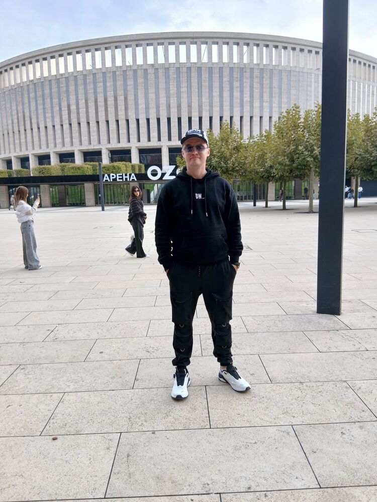  54493385  Archi, 34 ,    