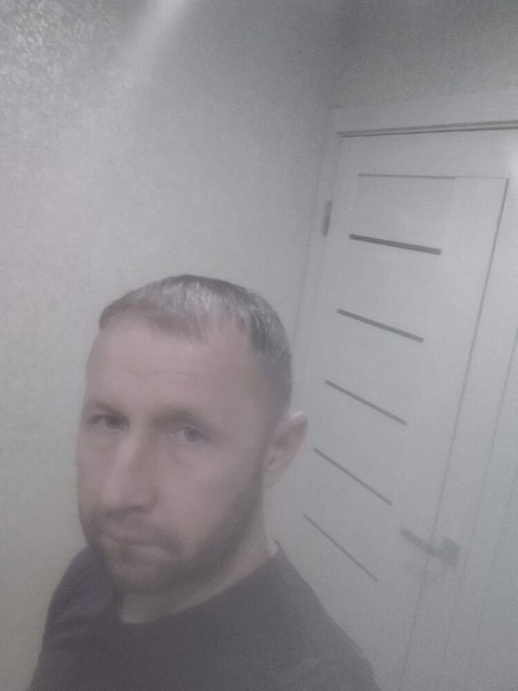  46844785  , 41 ,    