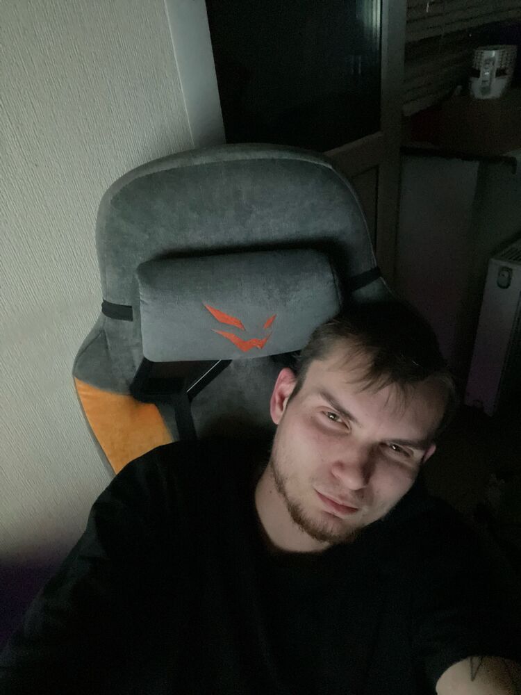  52828945  , 28 ,    -