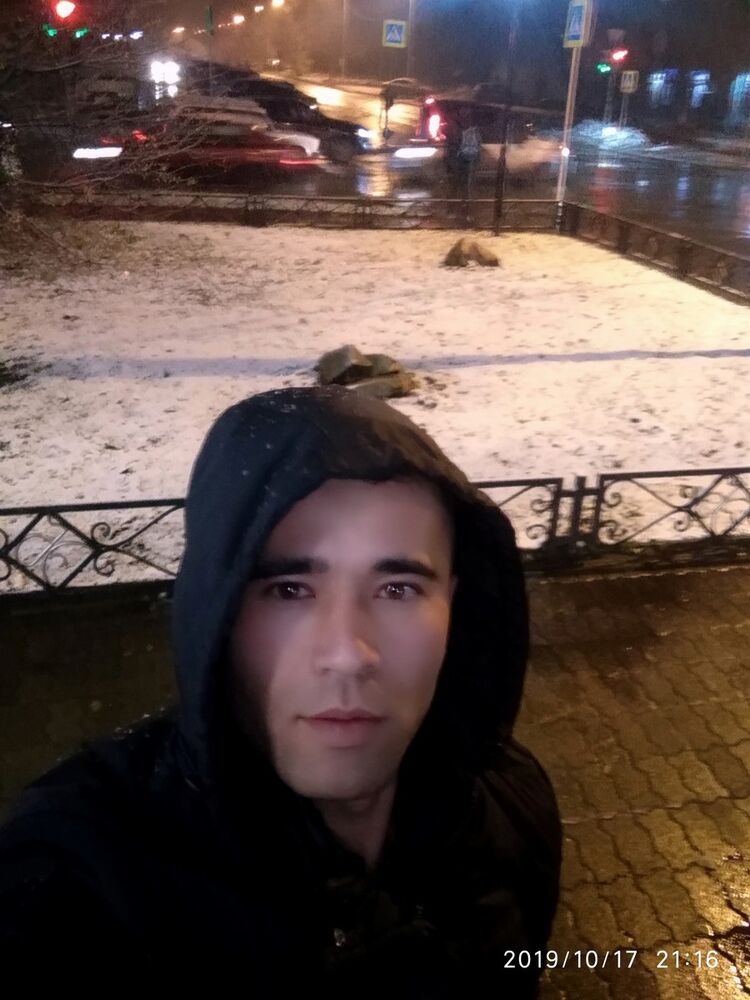  17907305  Adil, 36 ,    
