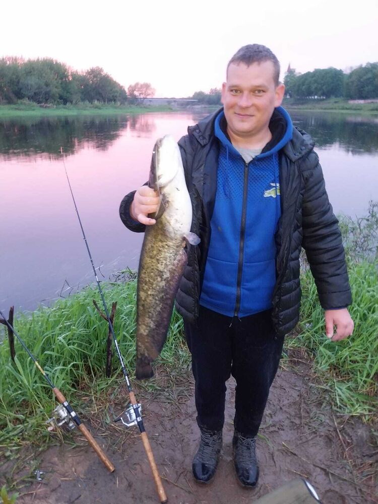  ,   Dimitrij, 32 ,   ,   