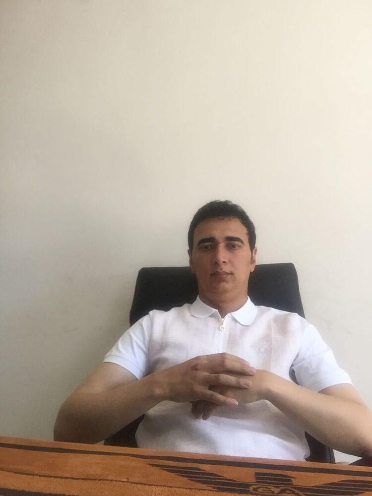  22886185  , 37 ,    