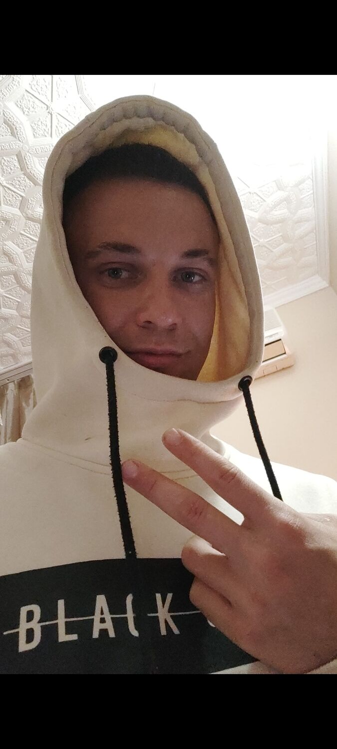  29826425  Tony, 32 ,    