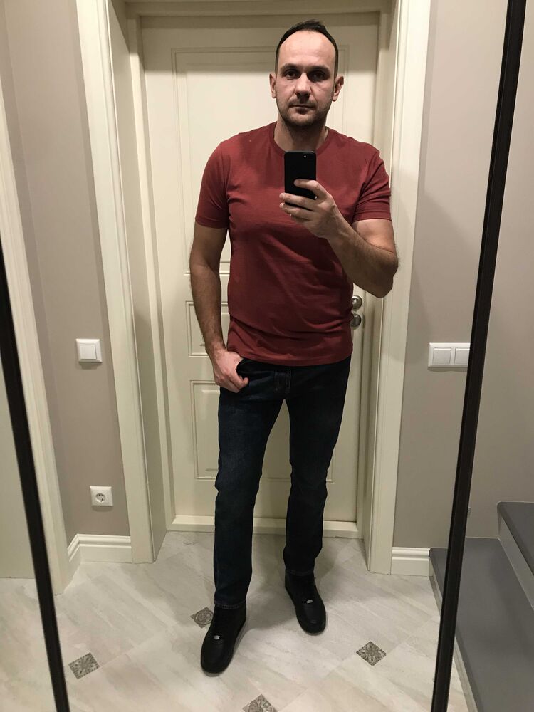  43422475  , 37 ,    
