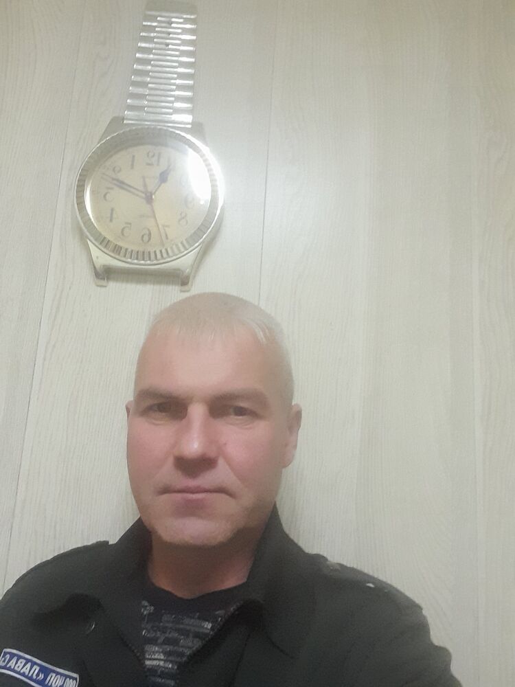  37972035  , 48 ,    