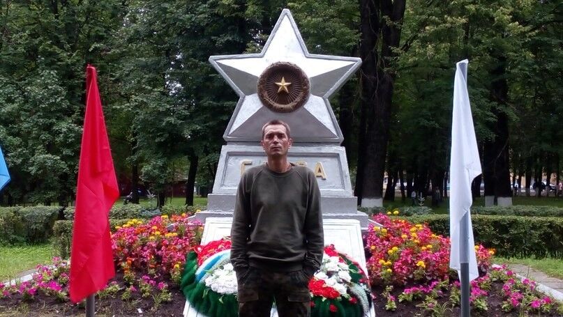  14478915  Sergej, 48 ,    