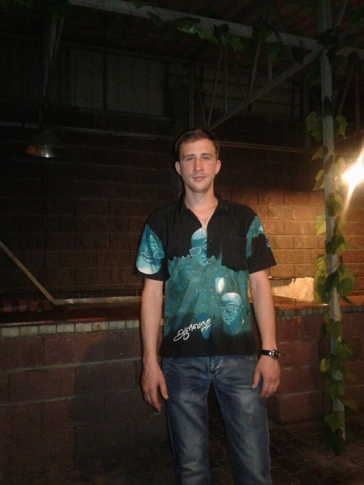 ,   Pavel, 38 ,   ,   , c 