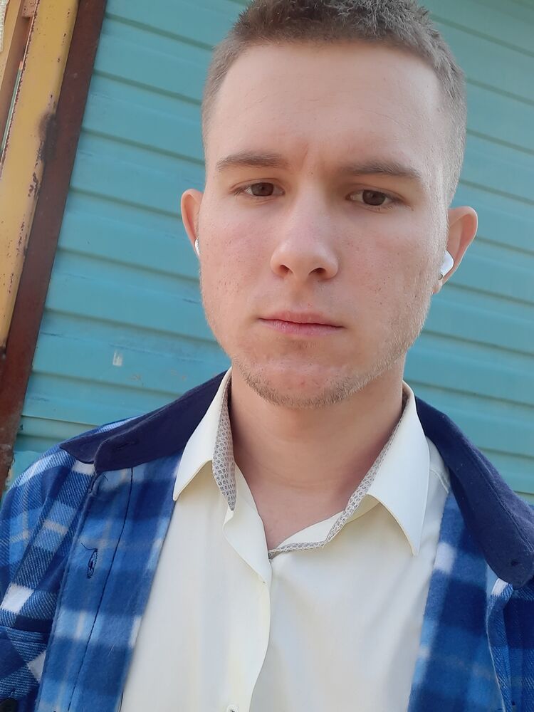  46798745  , 21 ,    