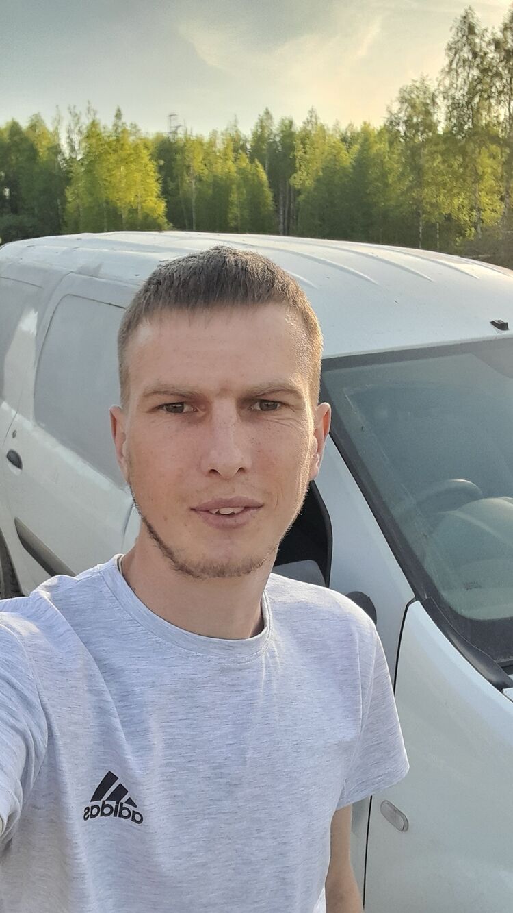  47452745  , 28 ,    