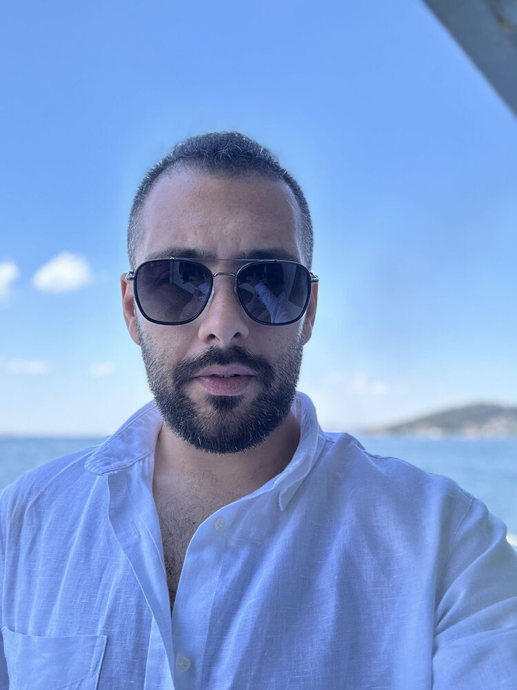  ,   Yakup, 32 ,   ,   