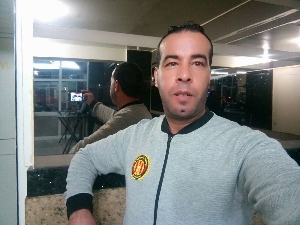  Tunis,   Riadh, 46 ,  