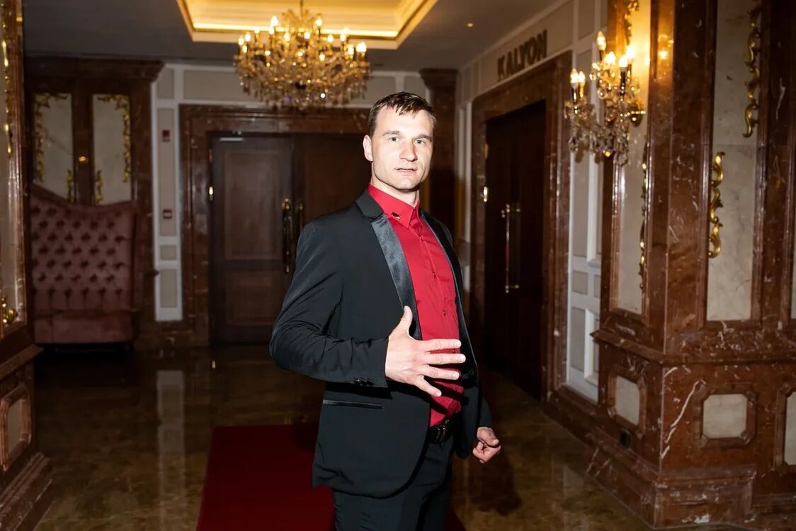  ,   Dmitry, 35 ,   ,   , 