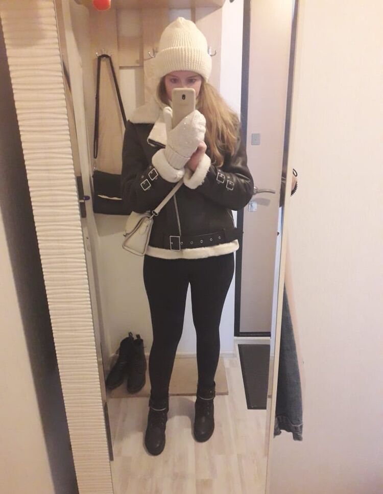  ,   , 37 ,   c 