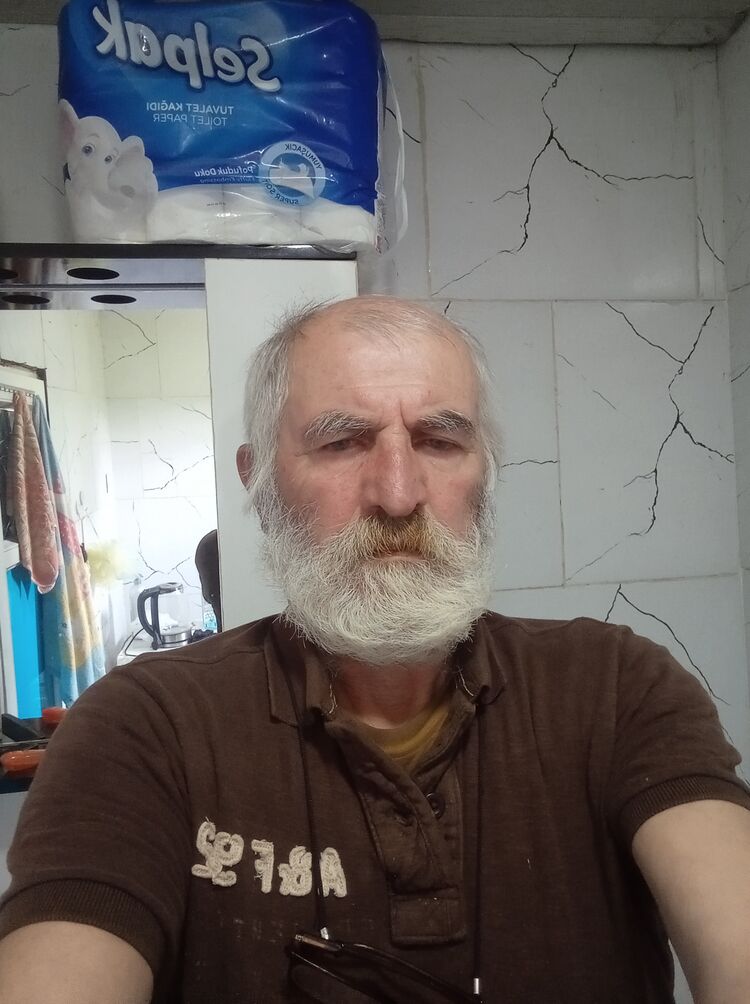  44854575  , 57 ,    
