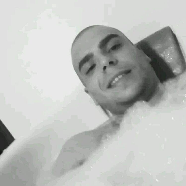  ,   Aleksandar, 28 ,   ,   