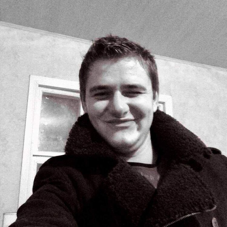  28370905  Alexandru, 35 ,    