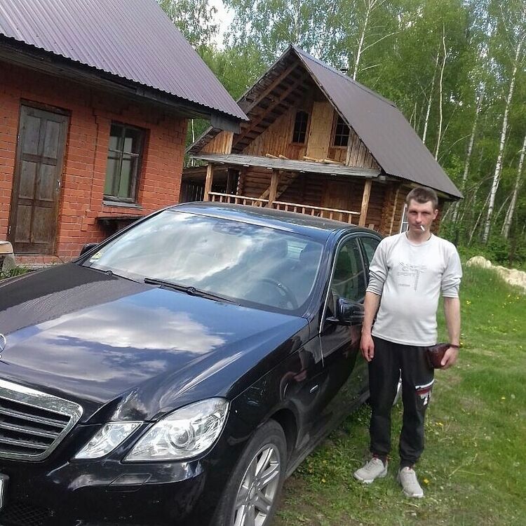  ,   Konstantin, 45 ,   ,   
