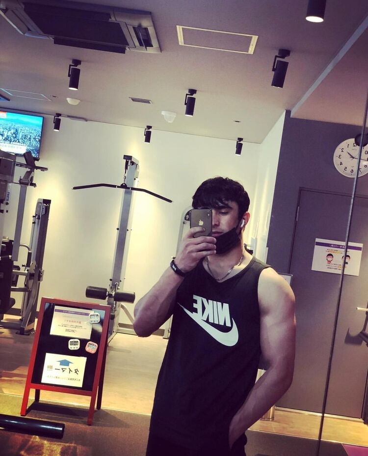  30445365  Shax, 29 ,    