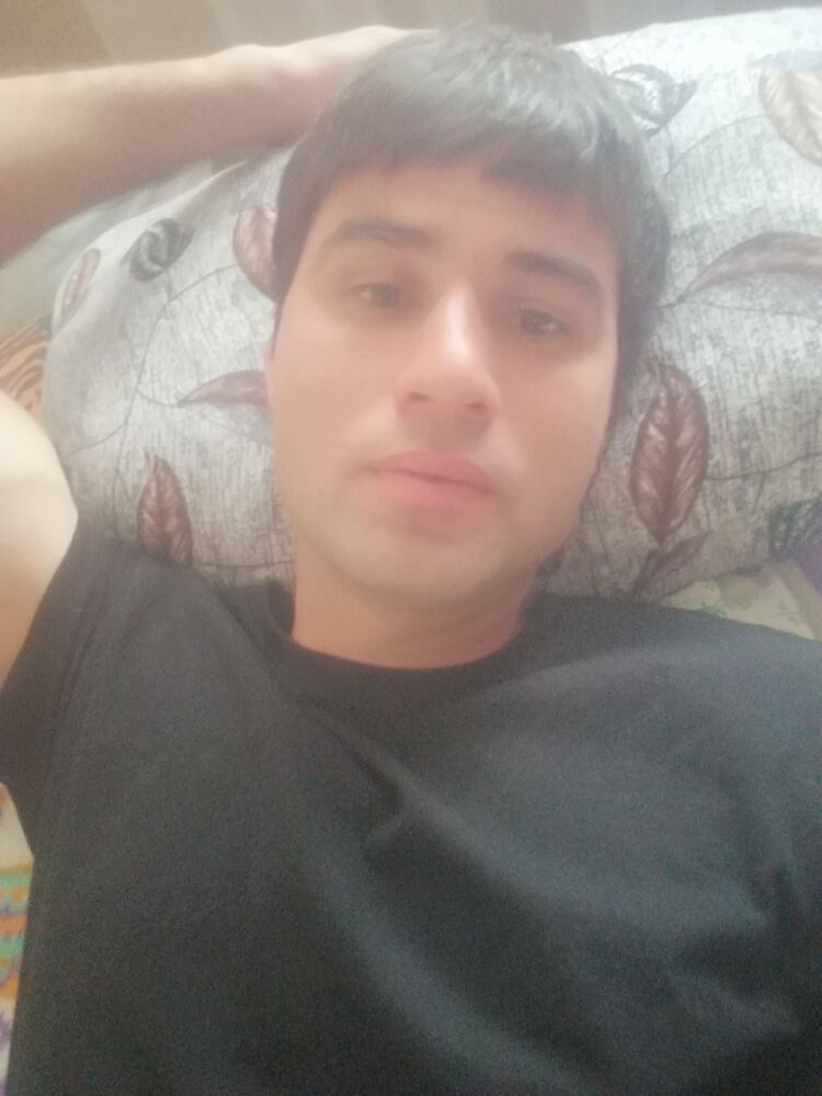  53515495  Enrique, 29 ,     