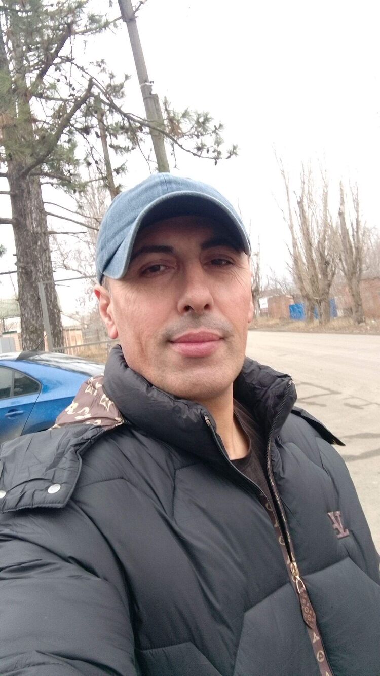  51778815  EMRE, 18 ,    