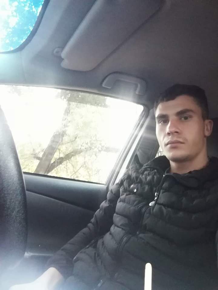  ,   Andrei, 23 ,     , c 