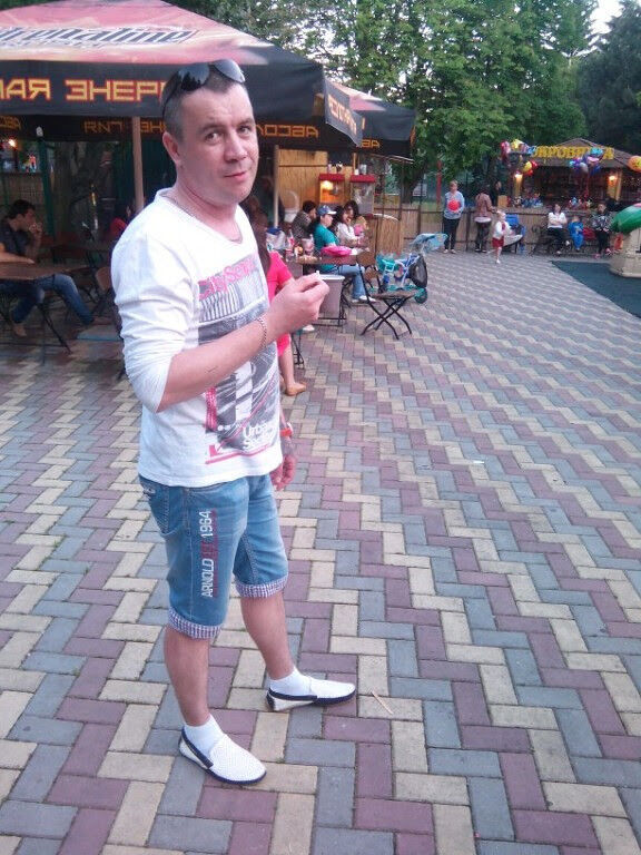  ,   Stanislav, 45 ,   ,   , c 