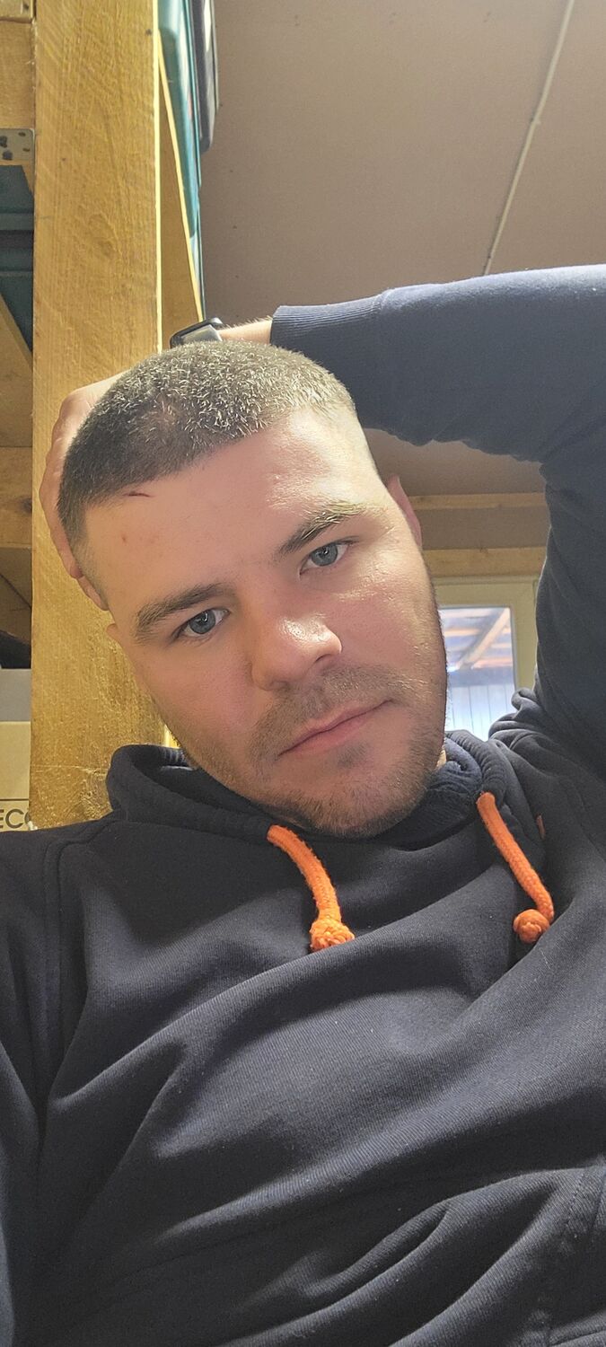  ,   Alexander, 29 ,   ,   