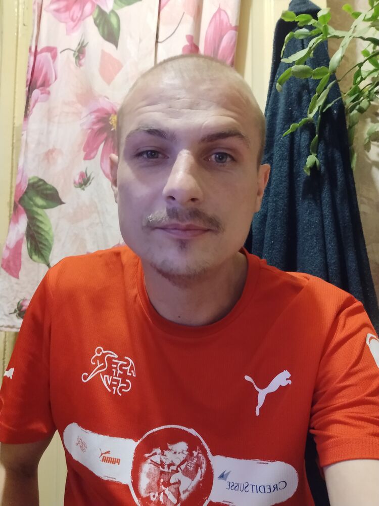  ,   Alexander, 35 ,   