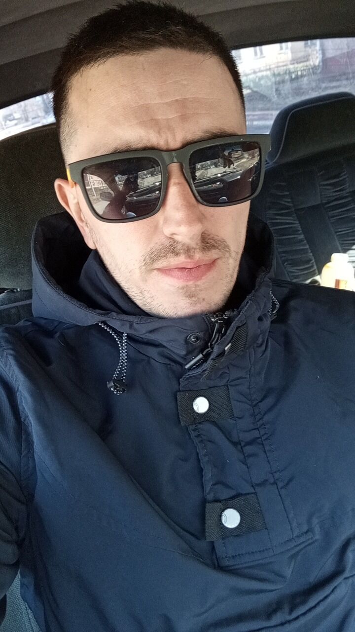  43970135  , 29 ,    