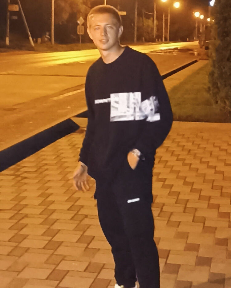  44010535  , 25 ,    