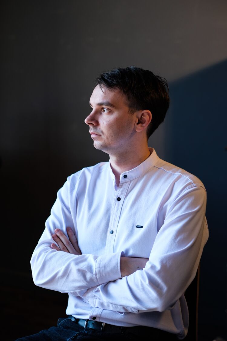  44626355  , 33 ,    -