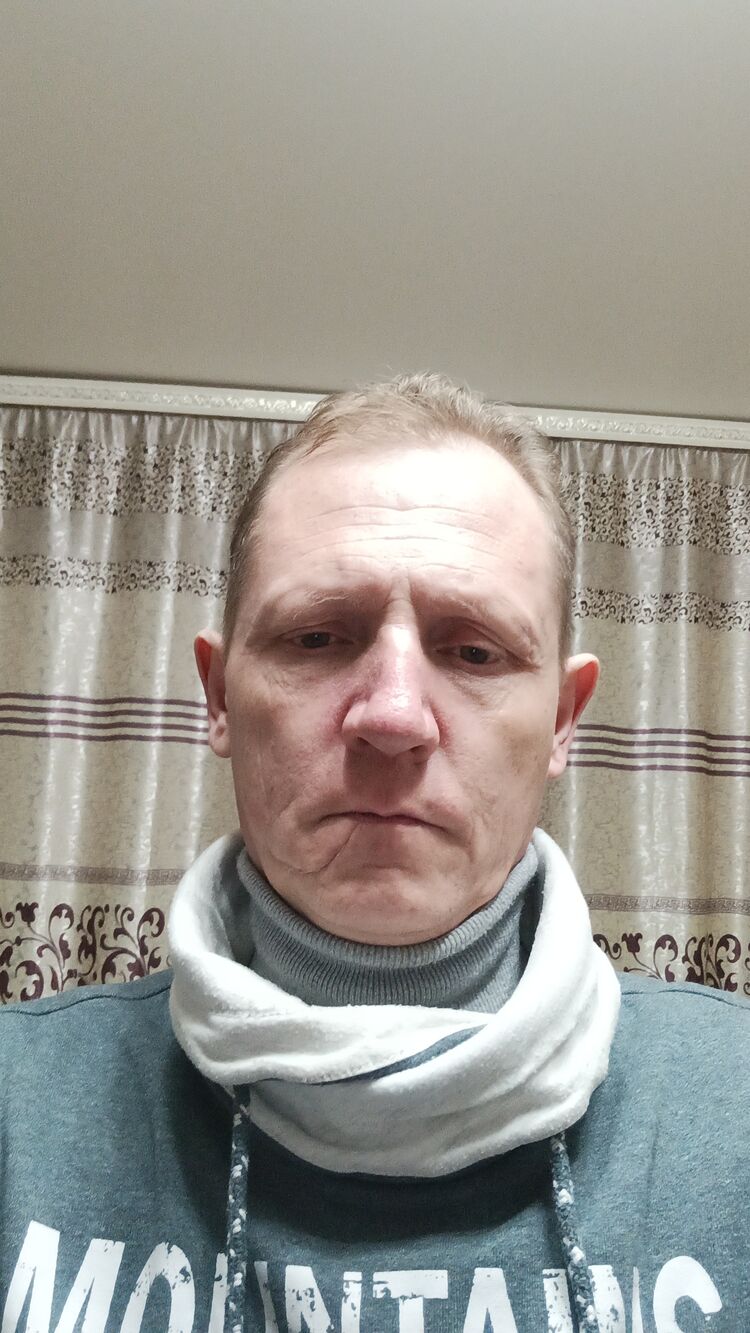  ,   Maks, 45 ,   ,   , c 
