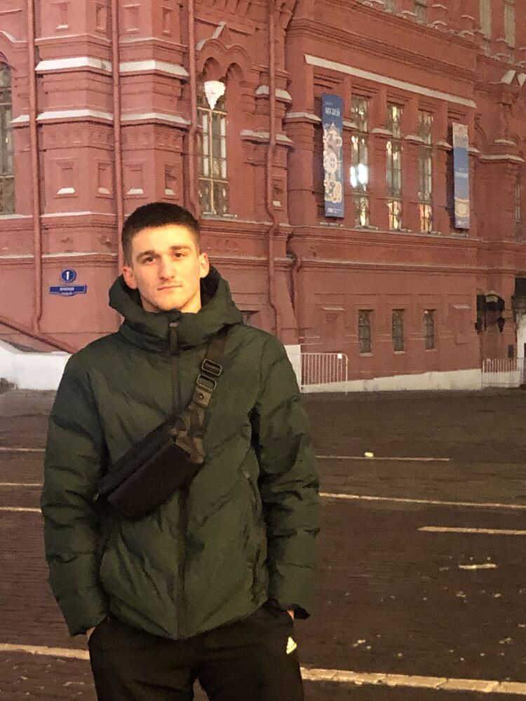  32225695  Beslan, 25 ,    