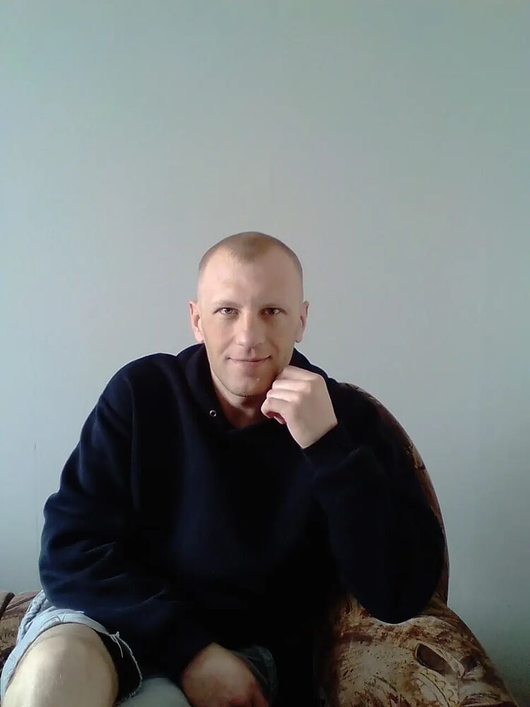  ,   Yury, 37 ,   ,   , c 