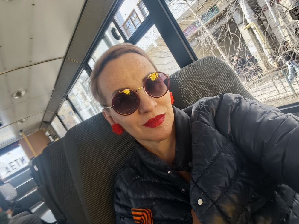  51803935  , 46 ,    
