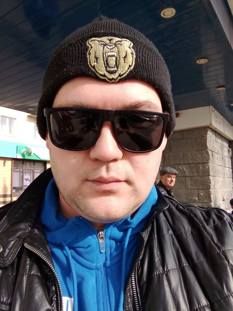  33764185  HULIGAN, 35 ,    
