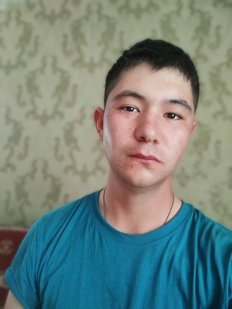  28081735  Danil, 23 ,    