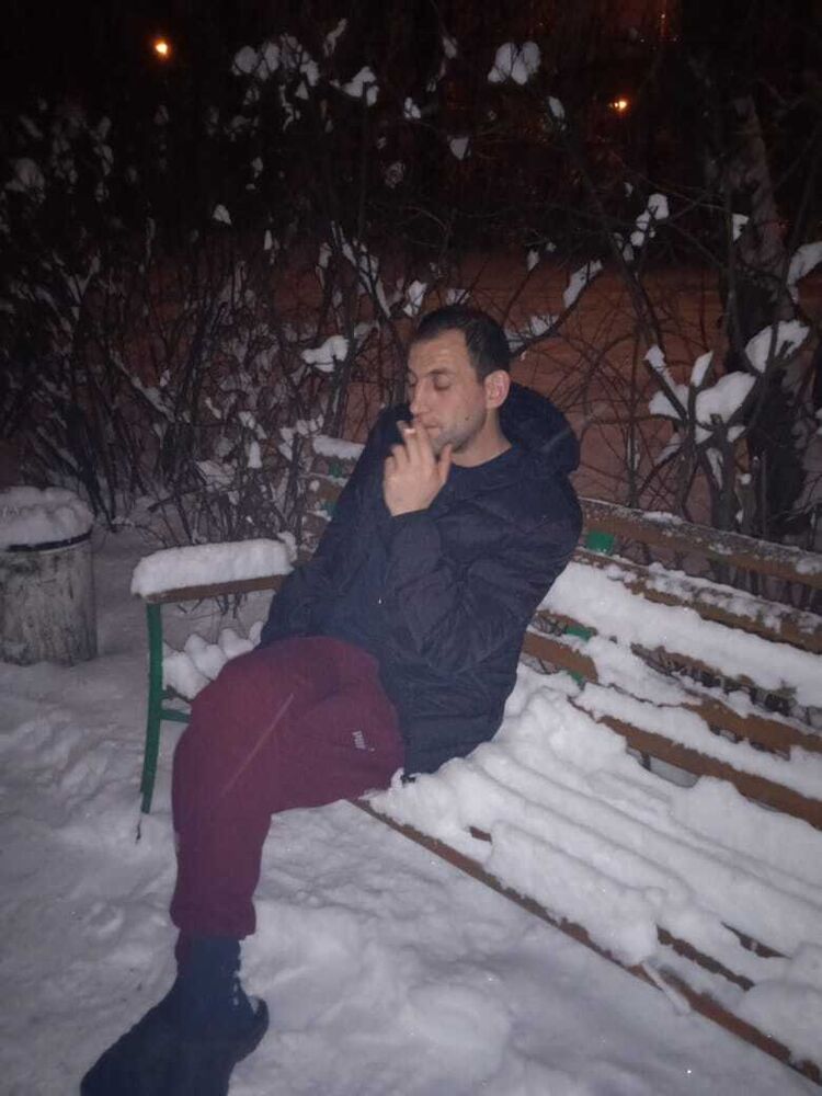  31968935  , 33 ,    