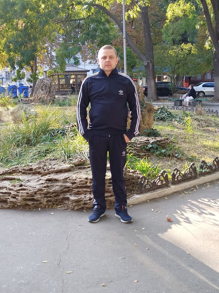  30737815  , 37 ,    