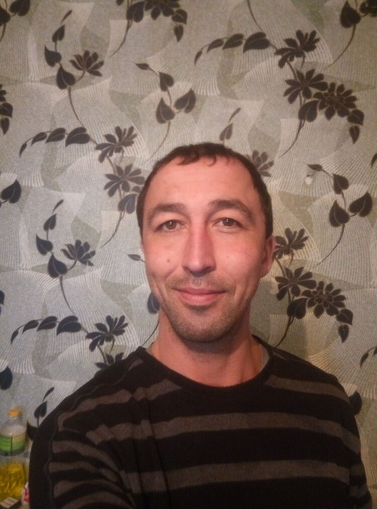  11420265  Nick, 43 ,    