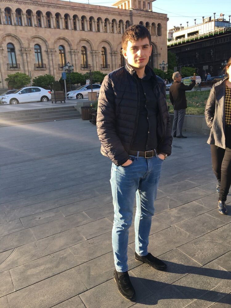 ���� 12008205 ������� Mr, 33 ����, ���� ���������� � �������