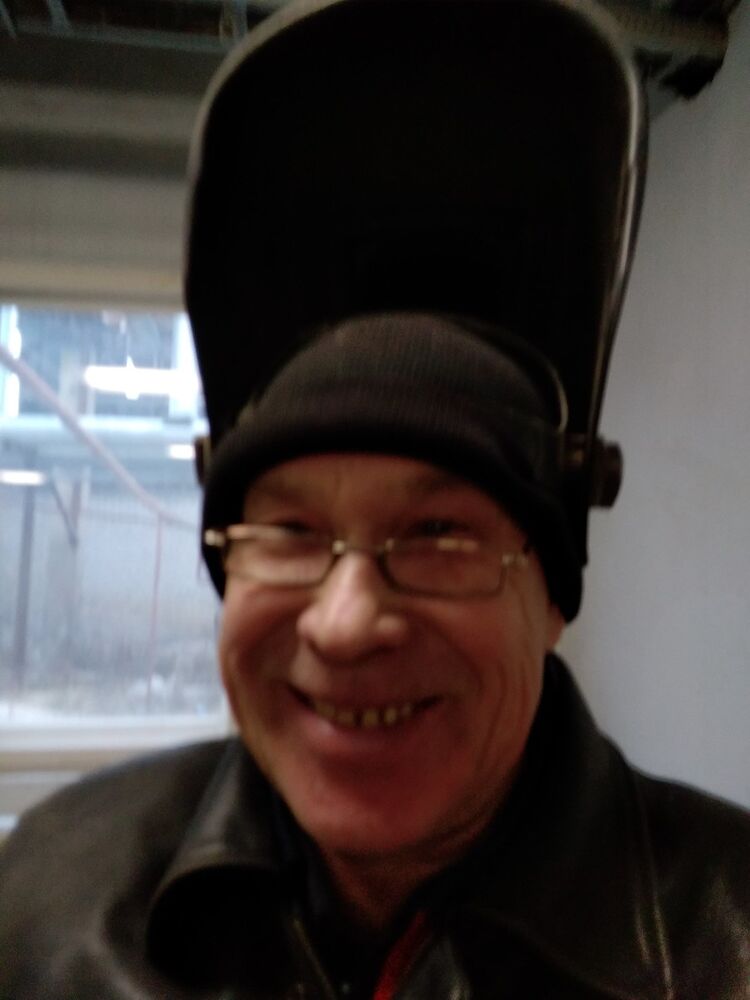  18822365  Roman, 69 ,    