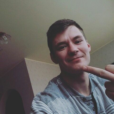  ,   Maksim, 32 ,   ,   , c 