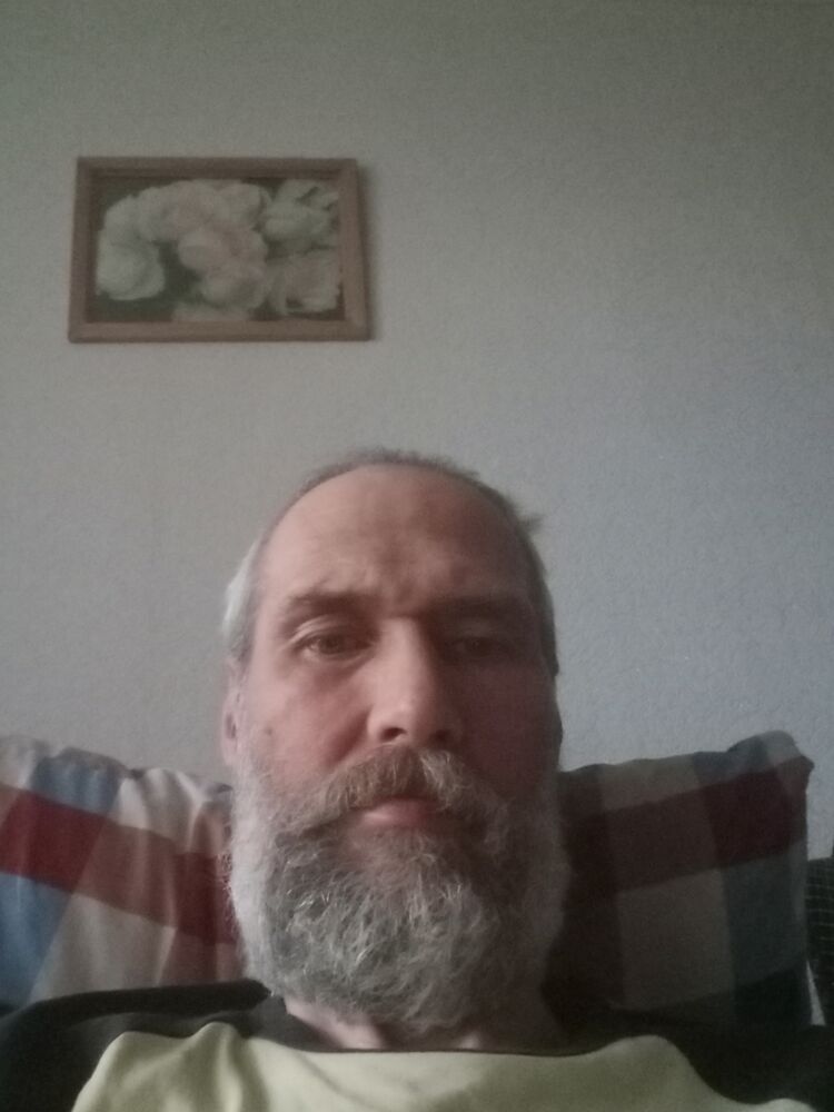  30403175  , 49 ,    