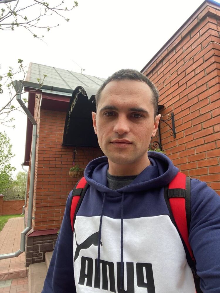  ,   Maxim, 31 ,   ,   