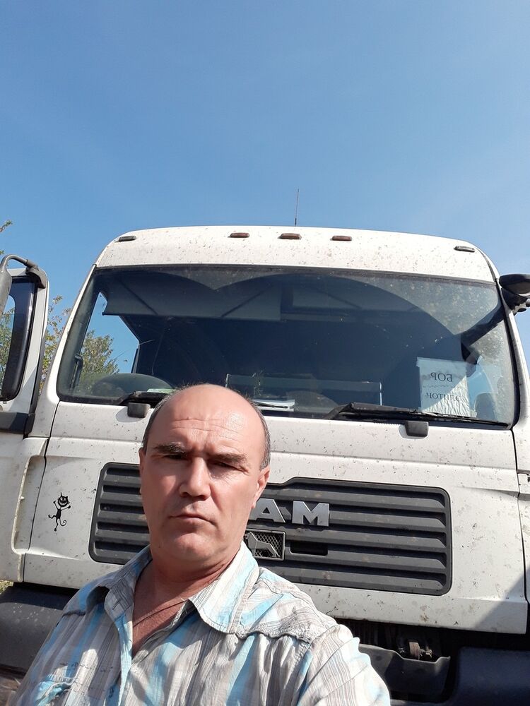  17640025  , 51 ,    