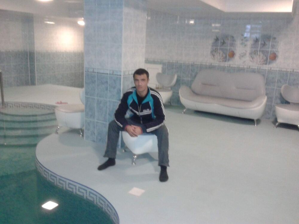  48841695  Daniyr, 39 ,    