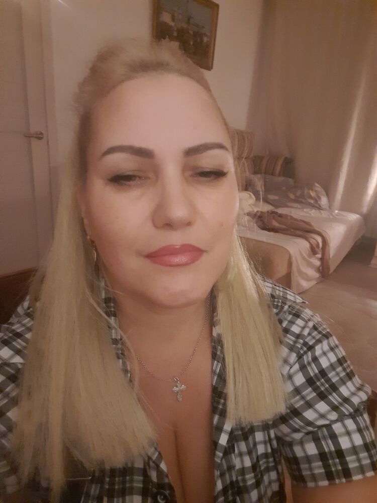  54693155  ANNA, 49 ,    