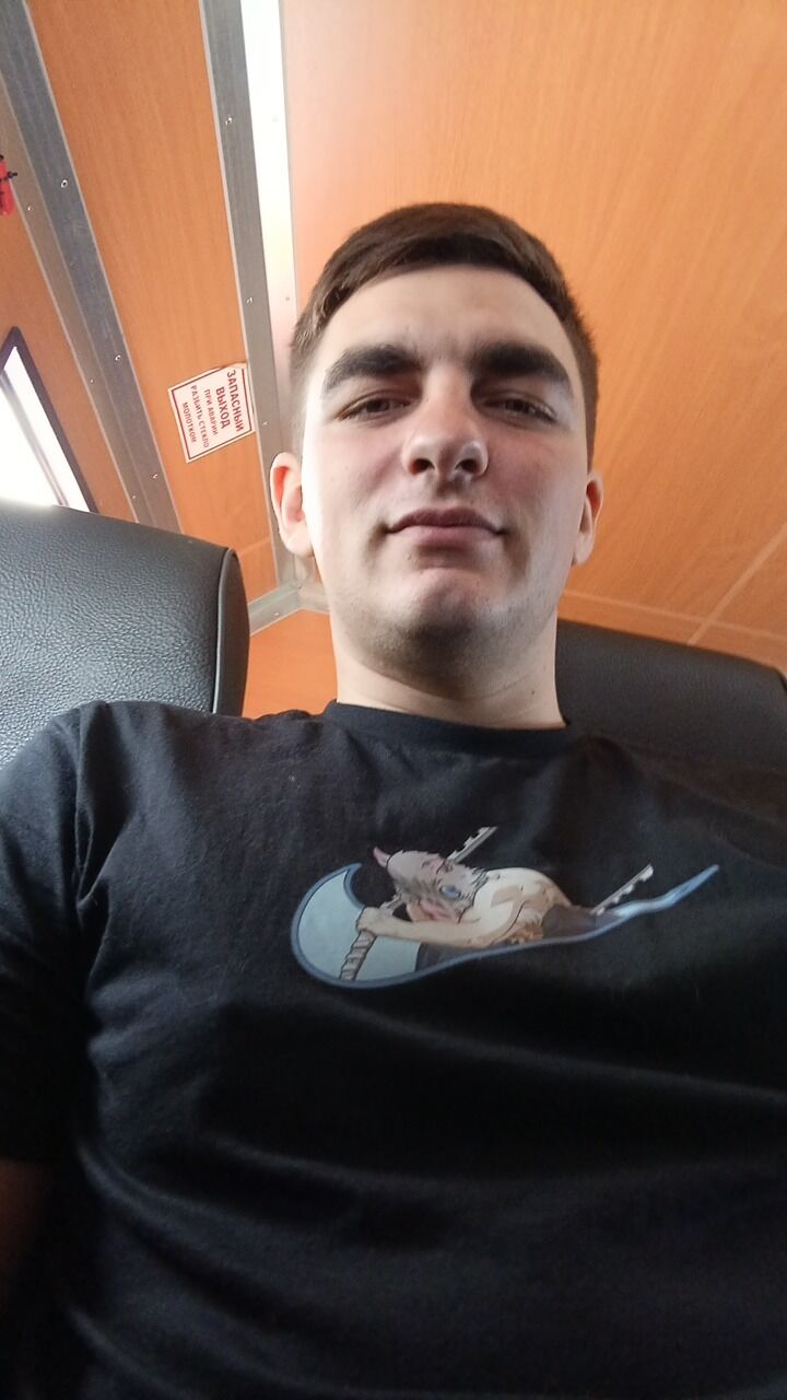  46765695  , 25 ,    